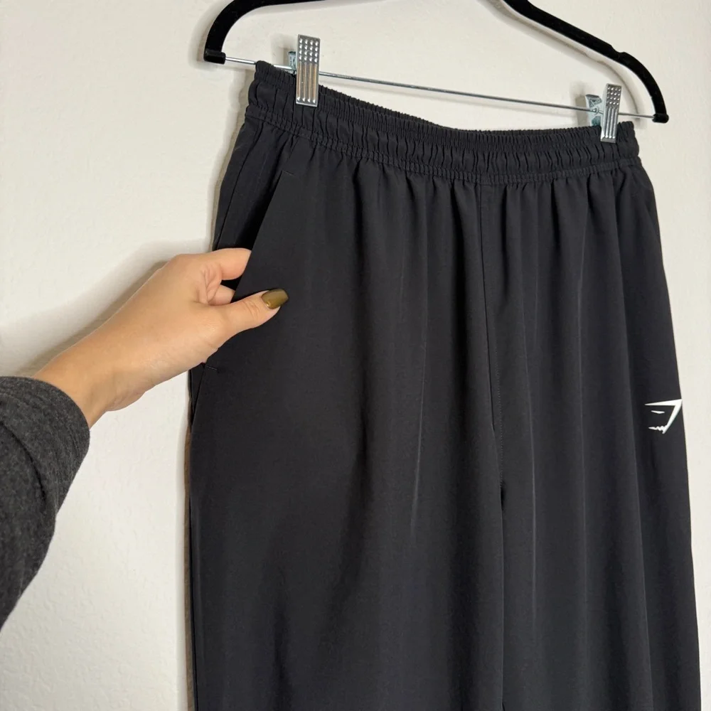 Gymshark Black Lightweight Joggers Recycled Polyester Stretch Athletic Size M